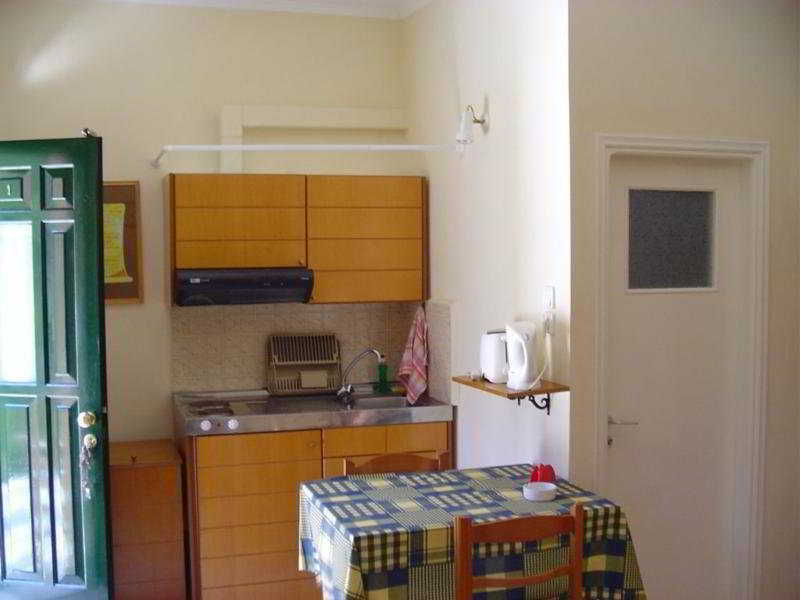 Aristotelis Apartments Frikes Dış mekan fotoğraf